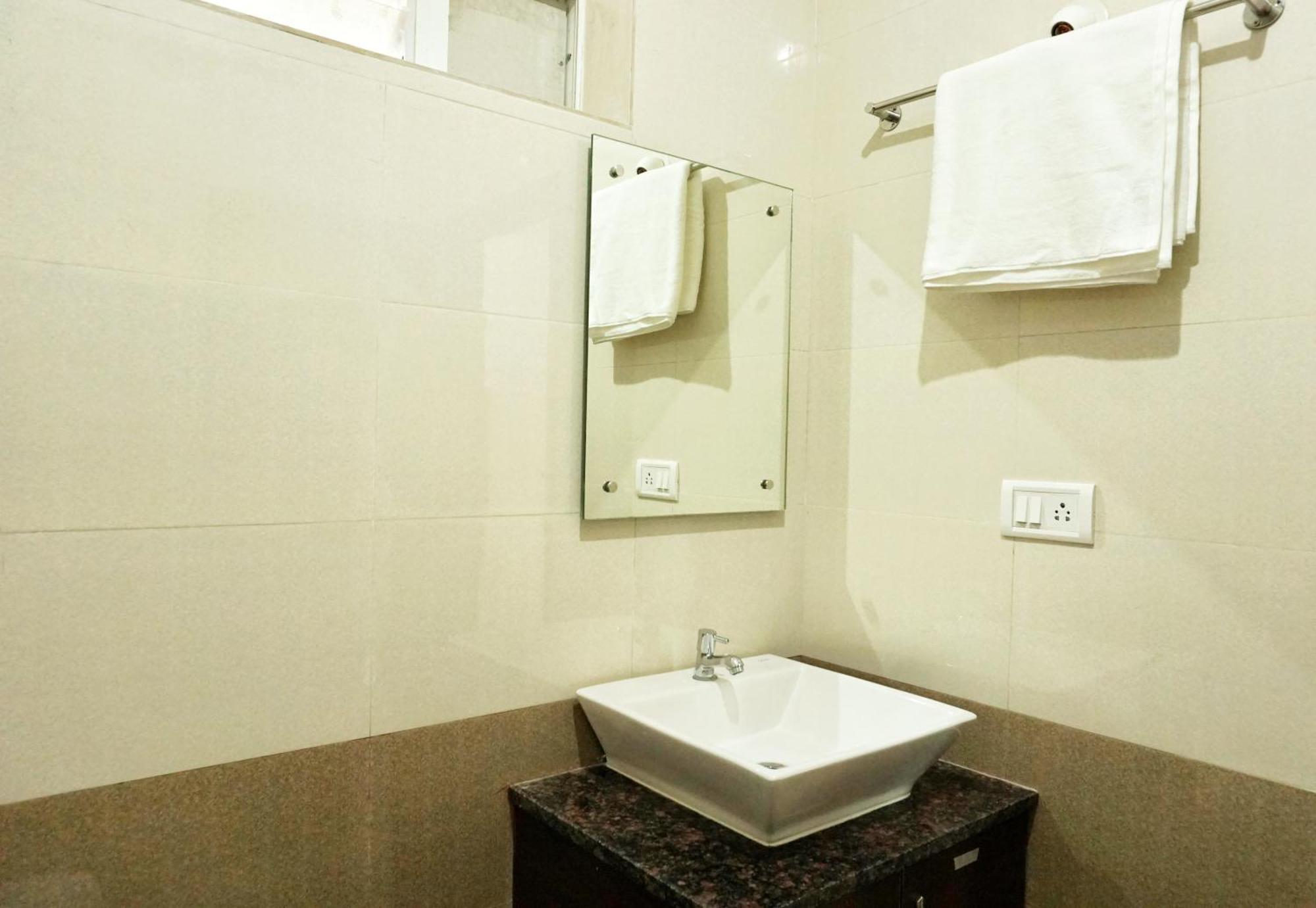 Hotel Gateway Suites Bangalore Airport Yelahanka Kültér fotó
